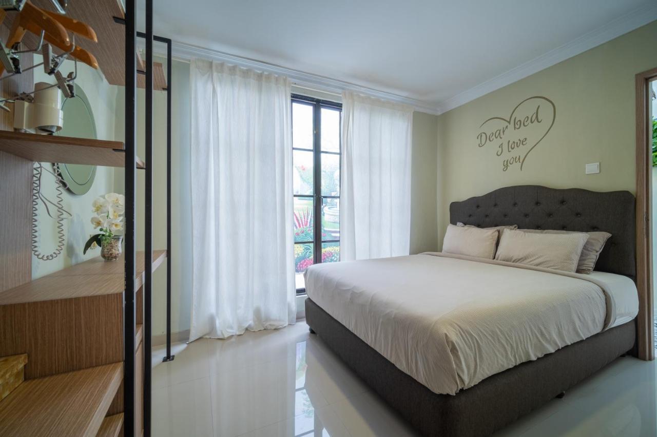 Danka@Tudor Residence Batam Exterior foto